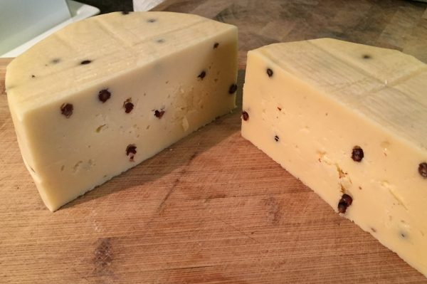 Mature your cheese - Romano Pepato