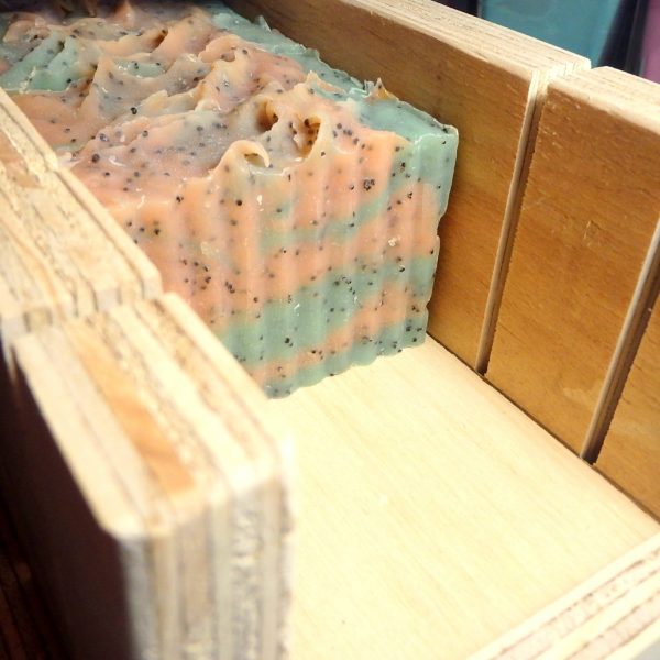 soap cutting box