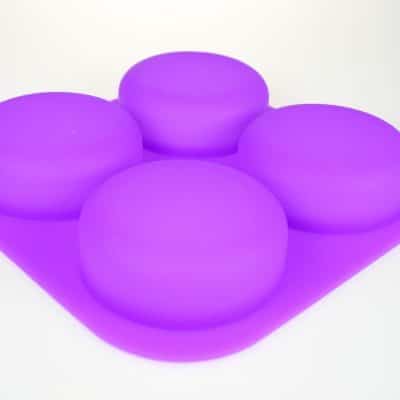 Curvy Circle Silicone Mould close up
